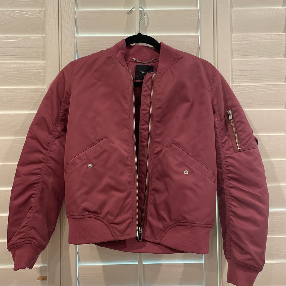 Aritzia Talula Whitby Bomber Jacket Size Small